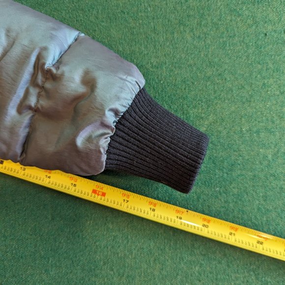 Guess Cropped Down Coat with Furry Hood XS - Picture 10 of 15